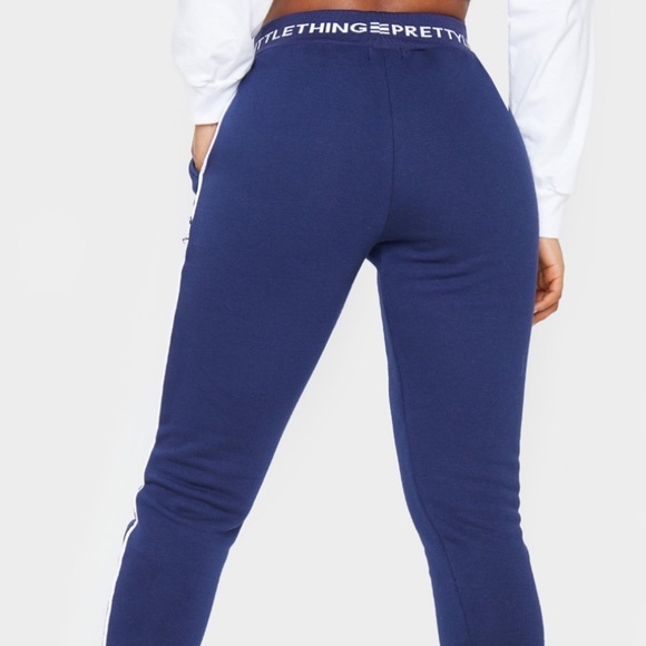 Jogging pants - Picture 2 of 3